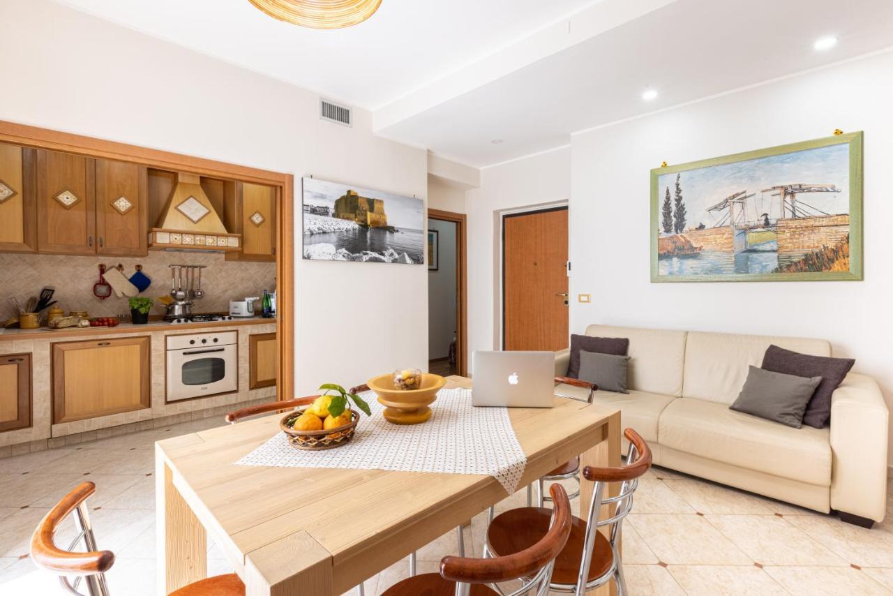 Sorrentovibes - Spacious 3 Bedrooms Apartment In Sorrento Oldtown Dış mekan fotoğraf